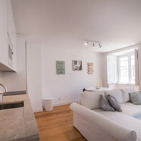 Alfama Premium By Homing Daire *